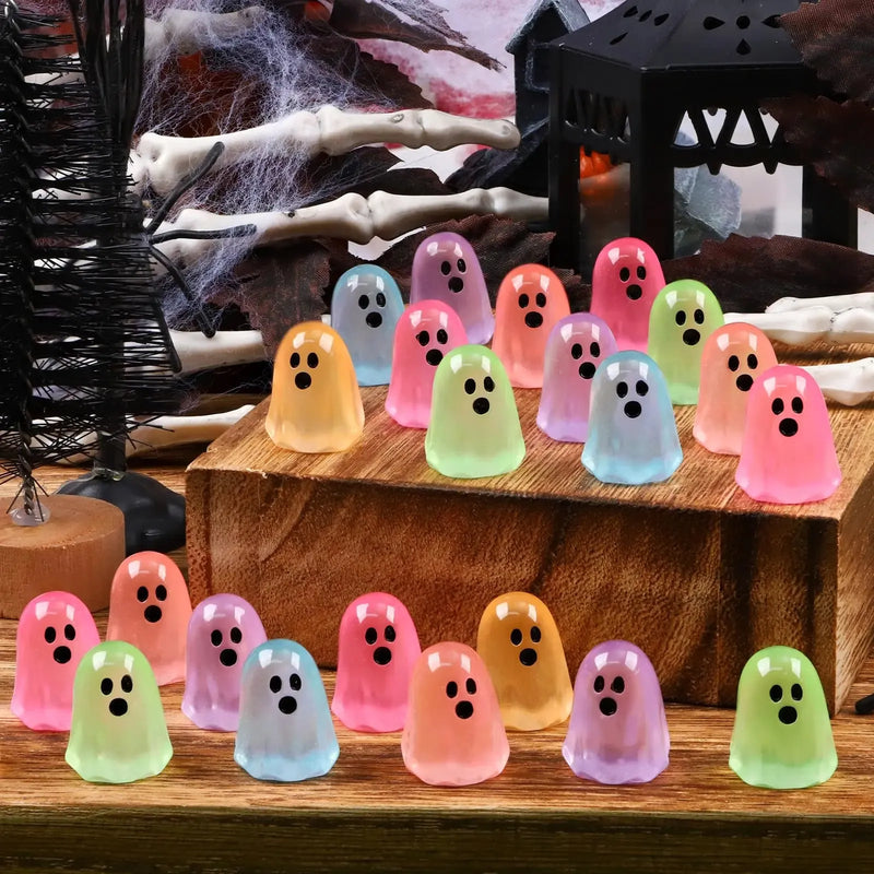 🔥LAST DAY 50% OFF - Glow-in-the-Dark Cute Ghost Resin Bead Set👻